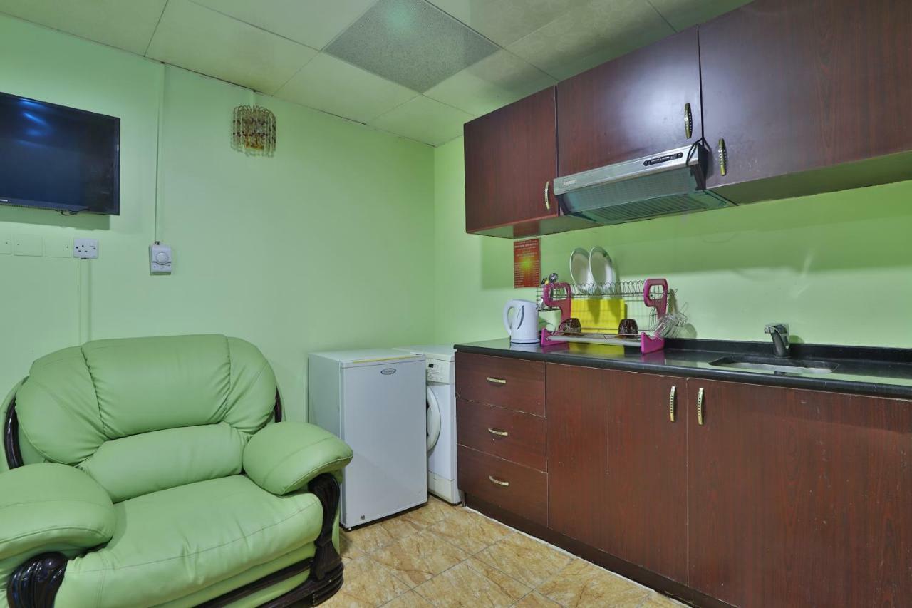 Oyo 261 Remas Hotel Apartment Dubai Dış mekan fotoğraf